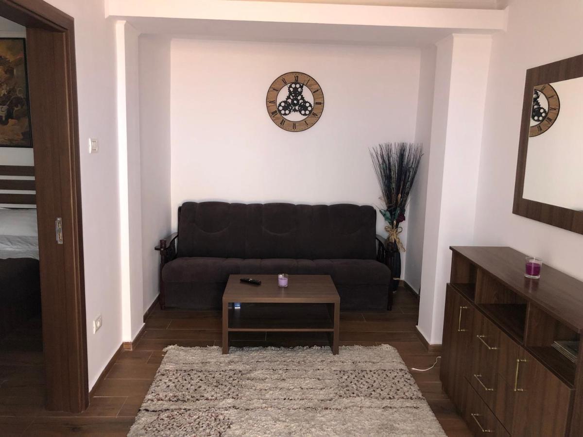 Apartament 2 Camere La Casa - Bucuresti Dış mekan fotoğraf